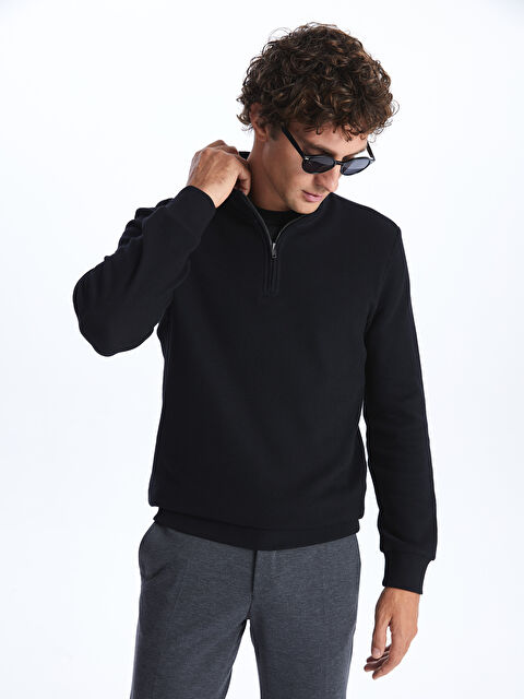 LCWAIKIKI Classic Funnel Neck Men's Sweatshirt - S40777Z8-CVL