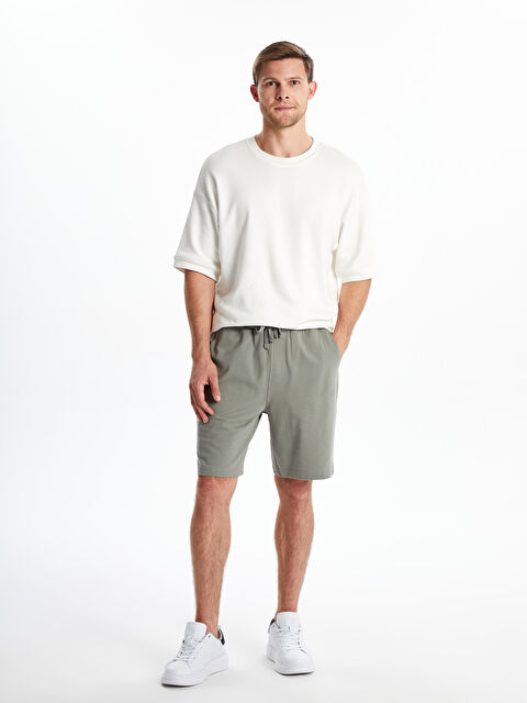 LCWAIKIKI Classic Standart Kalıp Erkek Şort - S40791Z8-YZY