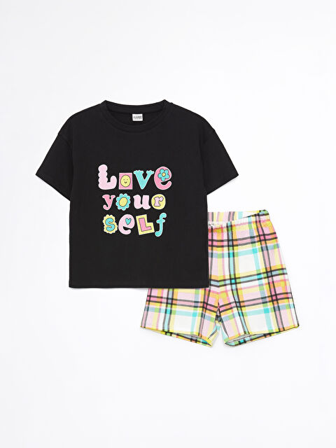 LCW Kids Crew Neck Printed Short Sleeve Girls' Pyjama Set with Shorts - S41756Z4-CVL