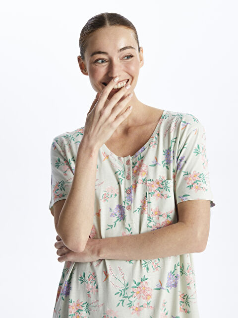 LCW DREAM Bisiklet Yaka Çiçekli Kısa Kollu Kadın Gecelik - S43235Z8-LRP