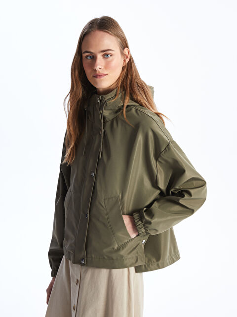 LCW Vision Kapüşonlu Düz Oversize Kadın Yağmurluk - S44290Z8-V37