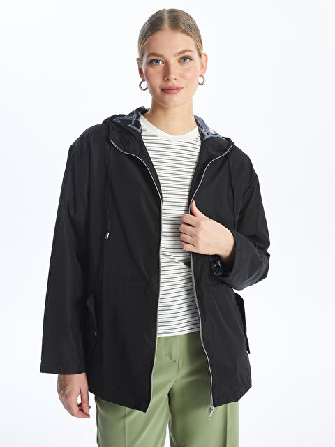 LCW Grace Kadın Kapüşonlu Düz Yağmurluk - S44585Z8-CVL