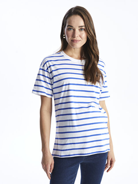 LCWAIKIKI Maternity تيشيرت رقبة دائرية مُخَطَّط كم قصير واسع الحجم للأمومة - S46137Z8-LEN