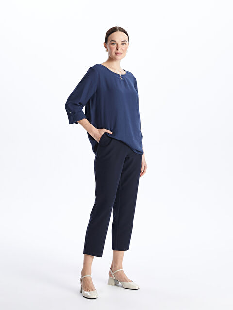 LCW Grace Beli Lastikli Standart Fit Kadın Pantolon