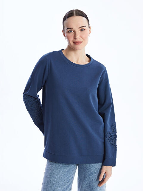 LCW Grace Bisiklet Yaka Nakışlı Uzun Kollu Kadın Sweatshirt - S47361Z8-HHX