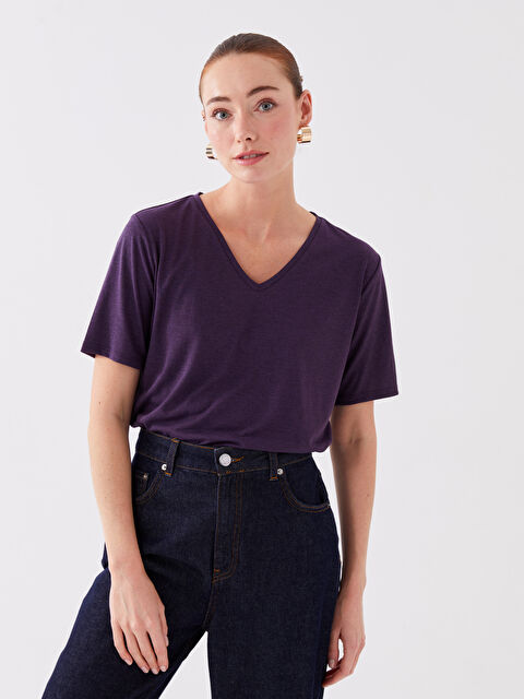 LCWAIKIKI Basic V Yaka Düz Kısa Kollu Kadın Tişört - S48212Z8-ECU