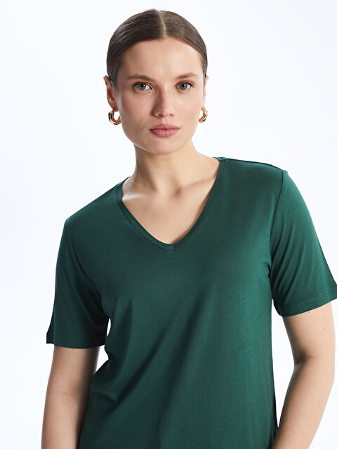 LCWAIKIKI Basic V Yaka Düz Kısa Kollu Kadın Tişört - S48212Z8-HPP