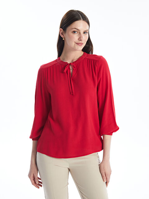 LCWAIKIKI Classic Ženska bluza sa kragnom na vezanje, jednostavna