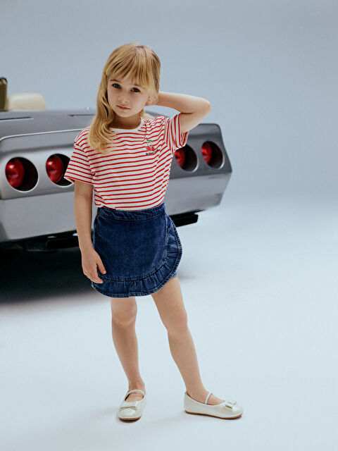 LCW Kids Bisiklet Yaka Kısa Kollu Çizgili Kız Bebek Tişört - S48945Z1-LJE