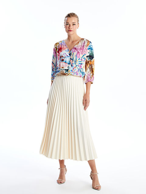 LCWAIKIKI Classic Beli Lastikli Düz Krep Kadın Pileli Etek - S49692Z8-FWM