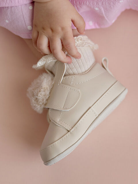 LCW STEPS Παπούτσια Καροτσιού με Βέλκρο και Πομ Πομ για Κορίτσια - S49851Z1-SGP