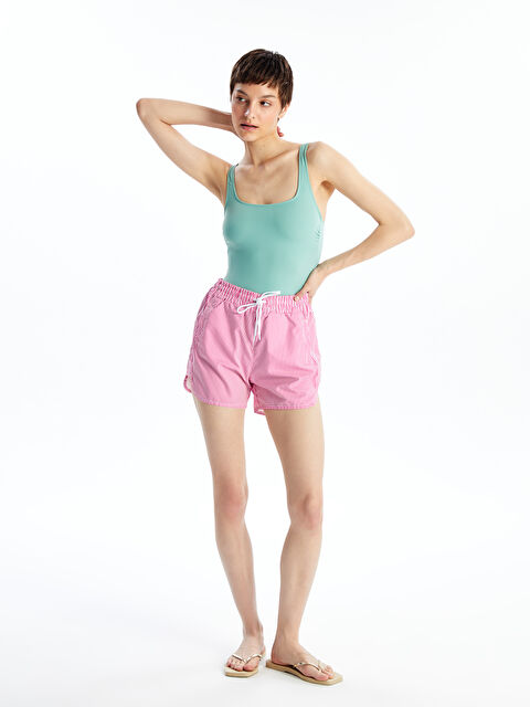 LCW DREAM Beli Lastikli Çizgili Kadın Deniz Şortu - S4AA22Z8-LHK