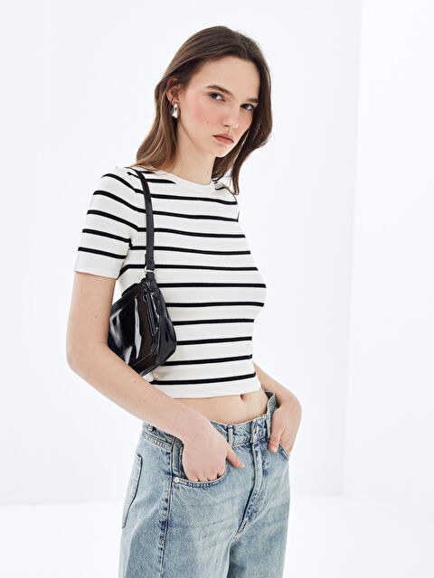 LCW Vision Bisiklet Yaka Çizgili Kısa Kollu Kadın Triko Kazak - S4AY74Z8-LFC