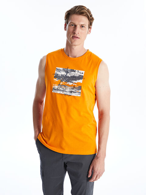 LCWAIKIKI Classic Bisiklet Yaka Baskılı Erkek Kolsuz Tişört