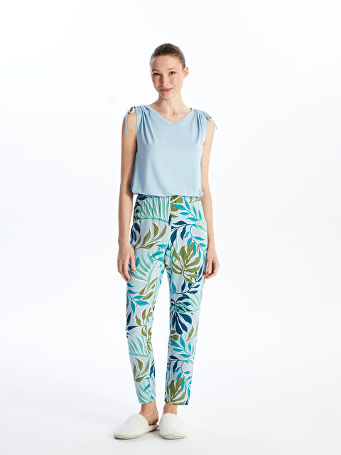 LCW DREAM V Yaka Desenli Kadın Pijama Takımı - S4CJ49Z8-LRV