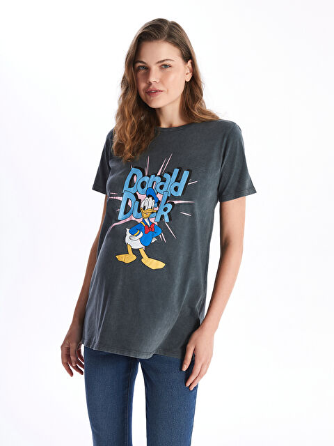 LCWAIKIKI Maternity Bisiklet Yaka Donald Duck Baskılı Kısa Kollu Hamile Tişört - S4CQ86Z8-HLC