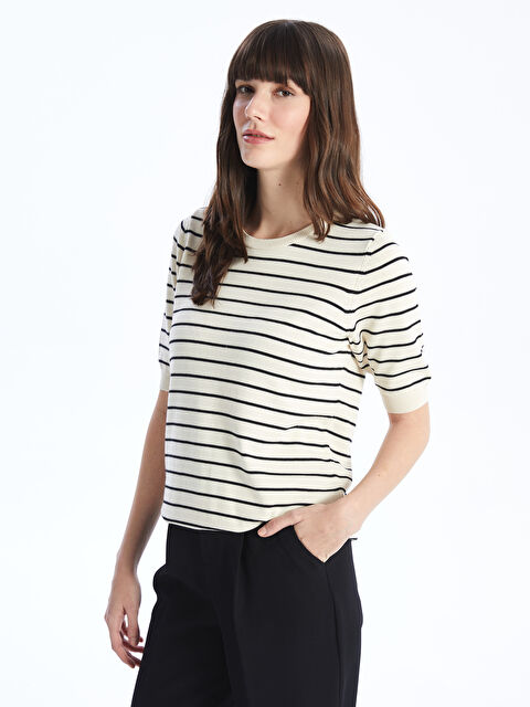 LCWAIKIKI Basic Bisiklet Yaka Çizgili Kısa Kollu Kadın Triko Kazak - S4DL38Z8-LFC