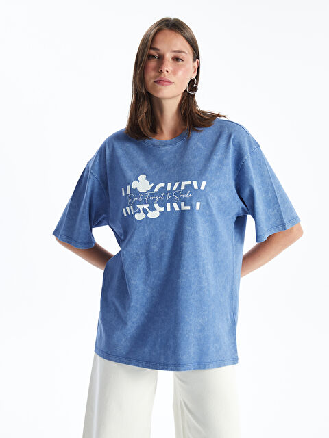 LCW Vision Bisiklet Yaka Mickey Mouse Baskılı Kısa Kollu Oversize Kadın Tişört - S4DO56Z8-466