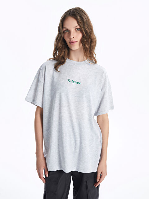 LCW Vision Bisiklet Yaka Baskılı Kısa Kollu Oversize Kadın Tişört - S4DO61Z8-EFN