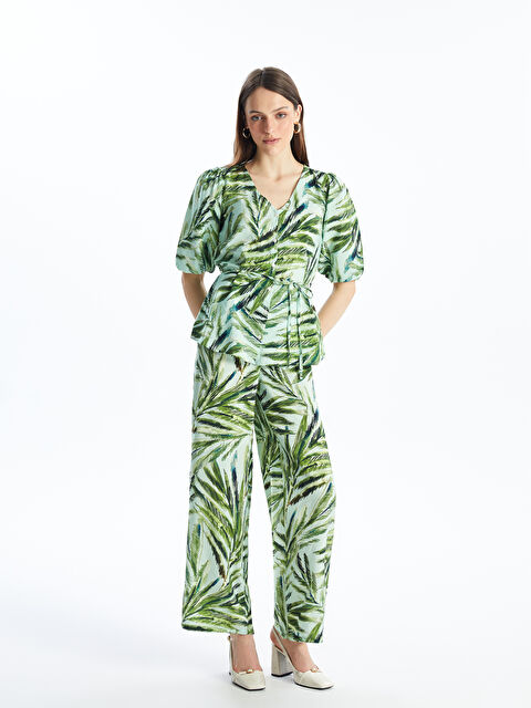 LCWAIKIKI Classic Elasticated Waist Relaxed Fit Patterned Women's Trousers - S4EA75Z8-LQB