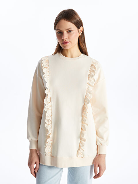 LCW Modest تونیکی سویتشێرت قۆڵ درێژ یه‌خه‌ خڕ بۆ ژنان بە گۆڵدوزی - S4EQ78Z8-FDP