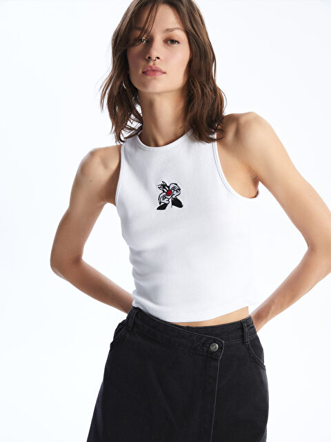 XSIDE Crew Neck Sylvester Embroidered Women's Crop Top - S4ET91Z8-Q6K