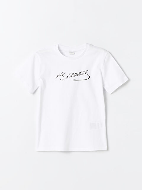 LCW Kids Bisiklet Yaka Atatürk İmza Baskılı Kısa Kollu Erkek Çocuk Tişört - S4G385Z4-Q6K