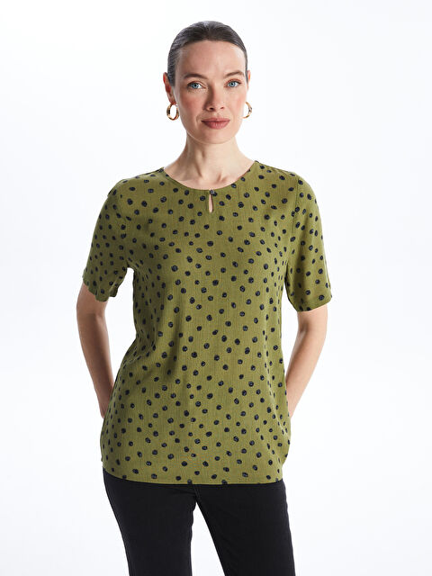 LCW Grace Къс ръкав Блуза за жени с кръгло деколте и на точки - S4HP18Z8-LS6
