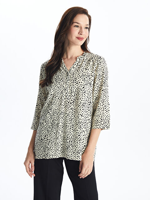 LCW Grace بلوزة نسائية بنمط وياقة مقصوصة - S4HP32Z8-LRA