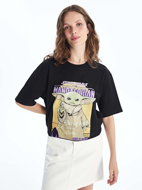 LCW Vision Кръгло деколте Мандалорецът Отпечатано Къс ръкав Овърсайз Тениска за жени - S4HU11Z8-CVL
