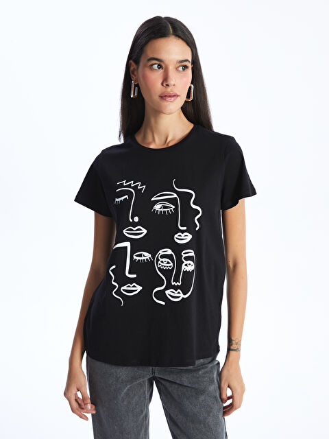 LC WAIKIKI Bisiklet Yaka Baskılı Kısa Kollu Kadın Tişört