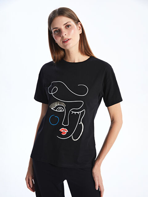 LC WAIKIKI Bisiklet Yaka Baskılı Kısa Kollu Kadın Tişört - S4I365Z8-CVL