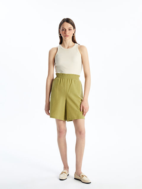 LCWAIKIKI Classic Kadın Beli Lastikli Düz Şort - S4ID56Z8-Y9Q