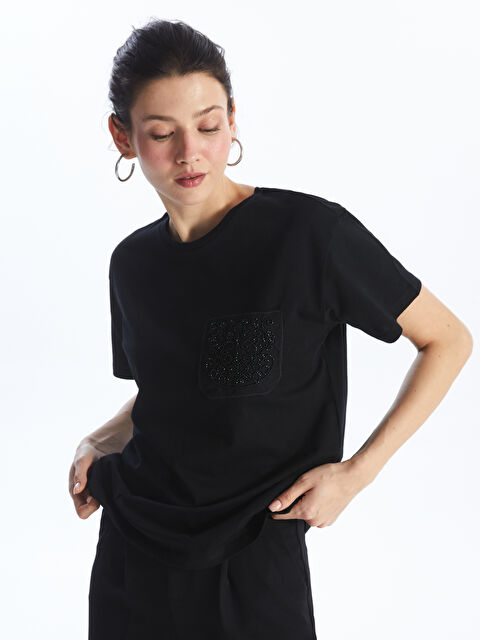 LCWAIKIKI Basic Bisiklet Yaka Parlak Taşlı Kısa Kollu Kadın Tişört - S4IN09Z8-CVL