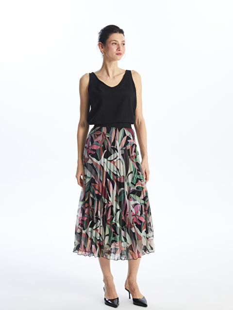 LCWAIKIKI Classic Beli Lastikli Çiçekli Şifon Kadın Pileli Etek - S4KB68Z8-F9C