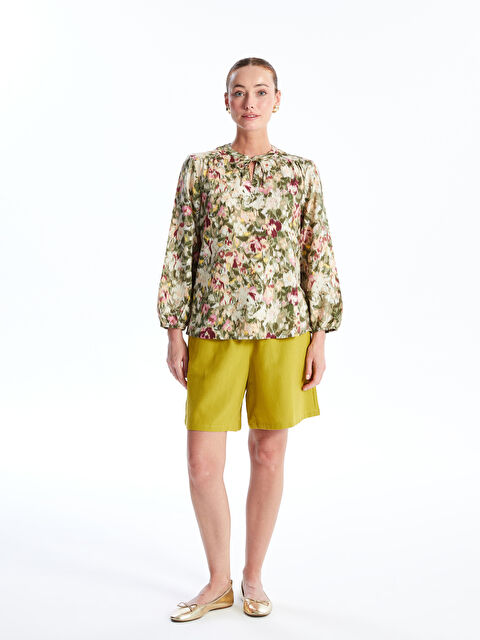 LCWAIKIKI Classic Beli Lastikli Keten Karışımlı Kadın Şort - S4L198Z8-QYP