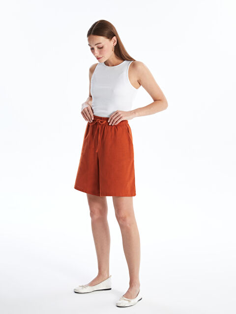 LCWAIKIKI Classic Beli Lastikli Rahat Kalıp Kadın Şort - S4L270Z8-Y0X