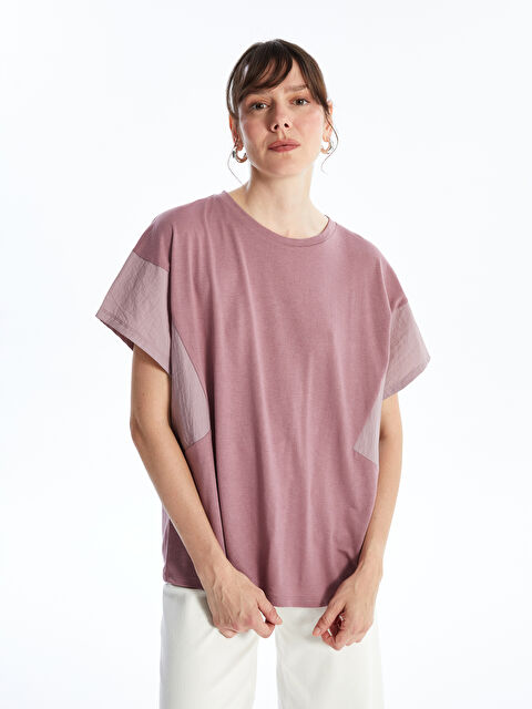 LCWAIKIKI Basic Bisiklet Yaka Renk Bloklu Kısa Kollu Oversize Kadın Tişört - S4MP27Z8-GVX