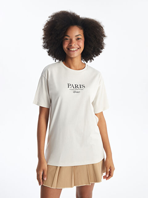 LC WAIKIKI Bisiklet Yaka Baskılı Kısa Kollu Kadın Tişört - S4N756Z8-JDD