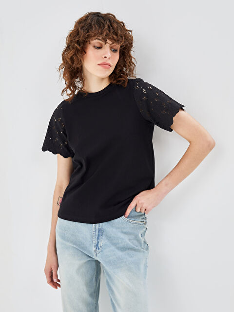 BLAİS Bisiklet Yaka Kendinden Desenli Kısa Kollu Kadın Tişört - S4N811Z8-CVL