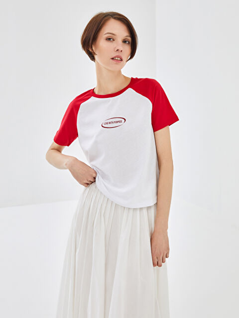 BLAİS Bisiklet Yaka Baskılı Kısa Kollu Kadın Tişört - S4N823Z8-Q6K