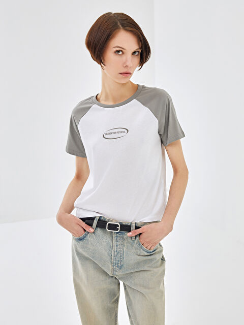 BLAİS Bisiklet Yaka Baskılı Kısa Kollu Kadın Tişört - S4N823Z8-R9J