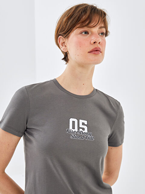 BLAİS Bisiklet Yaka Baskılı Kısa Kollu Kadın Tişört - S4N824Z8-CWN