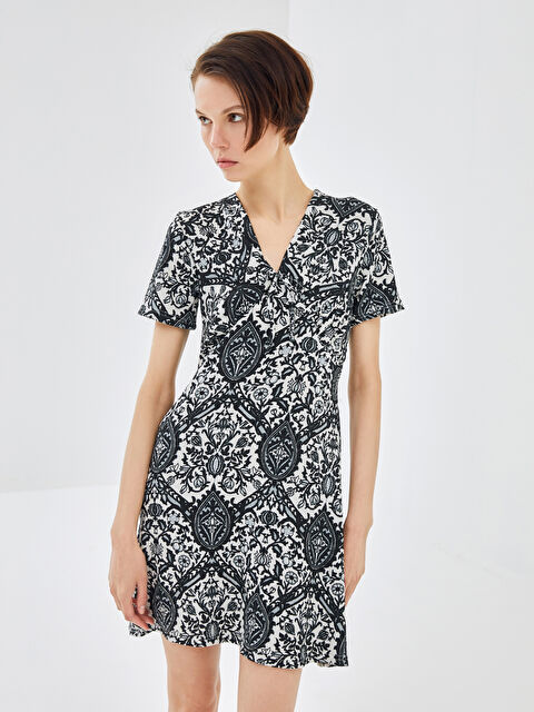 BLAİS V Yaka Desenli Kısa Kollu Elbise - S4NR34Z8-CVL