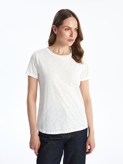 LCWAIKIKI Basic Bisiklet Yaka Dantelli Kısa Kollu Kadın Tişört - S4NS87Z8-R9J