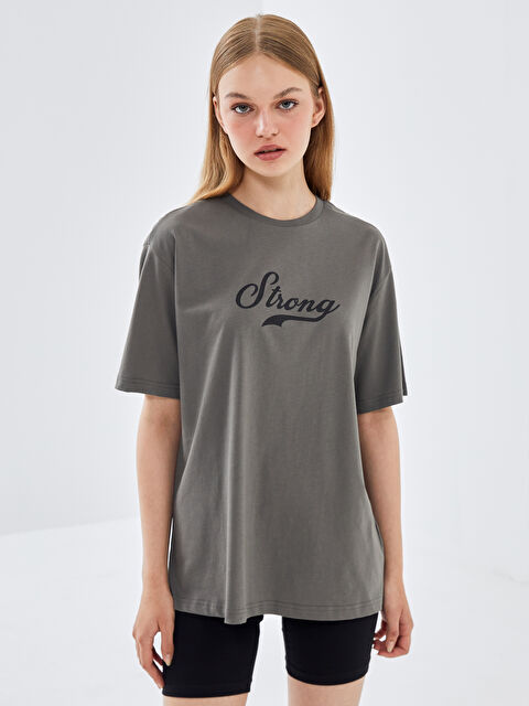 BLAİS Bisiklet Yaka Baskılı Kısa Kollu Oversize Kadın Tişört - S4OA50Z8-HGV