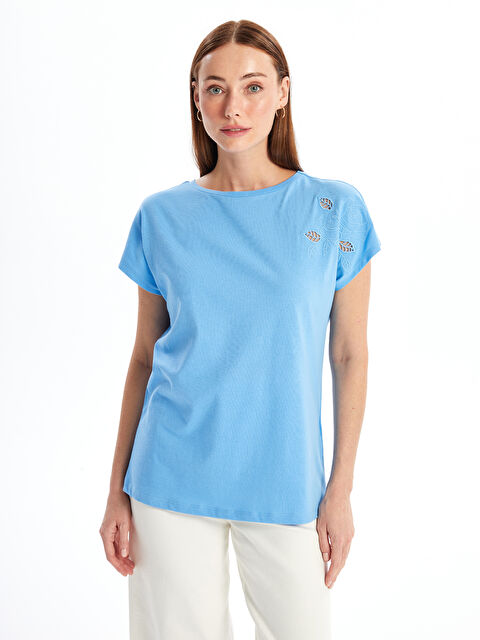 LCWAIKIKI Basic Bisiklet Yaka Nakışlı Kısa Kollu Kadın Bluz - S4OA92Z8-R0Y