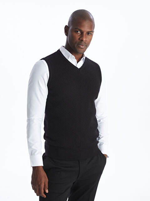 LCWAIKIKI Classic Standart Kalıp V Yaka Erkek Triko Süveter - W40015Z8-CVL