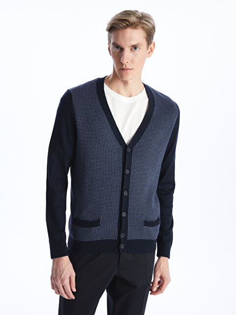 LCWAIKIKI Classic Standart Kalıp V Yaka Erkek Triko Hırka - W40019Z8-RQK