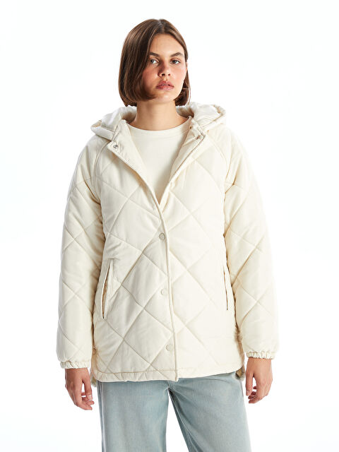 LCW Vision Kapüşonlu Kapitone Kadın Şişme Mont - W40081Z8-SB4